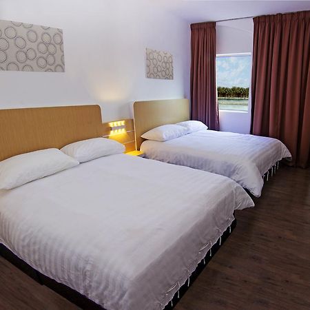 Thanks Hotel Parit Buntar Ngoại thất bức ảnh